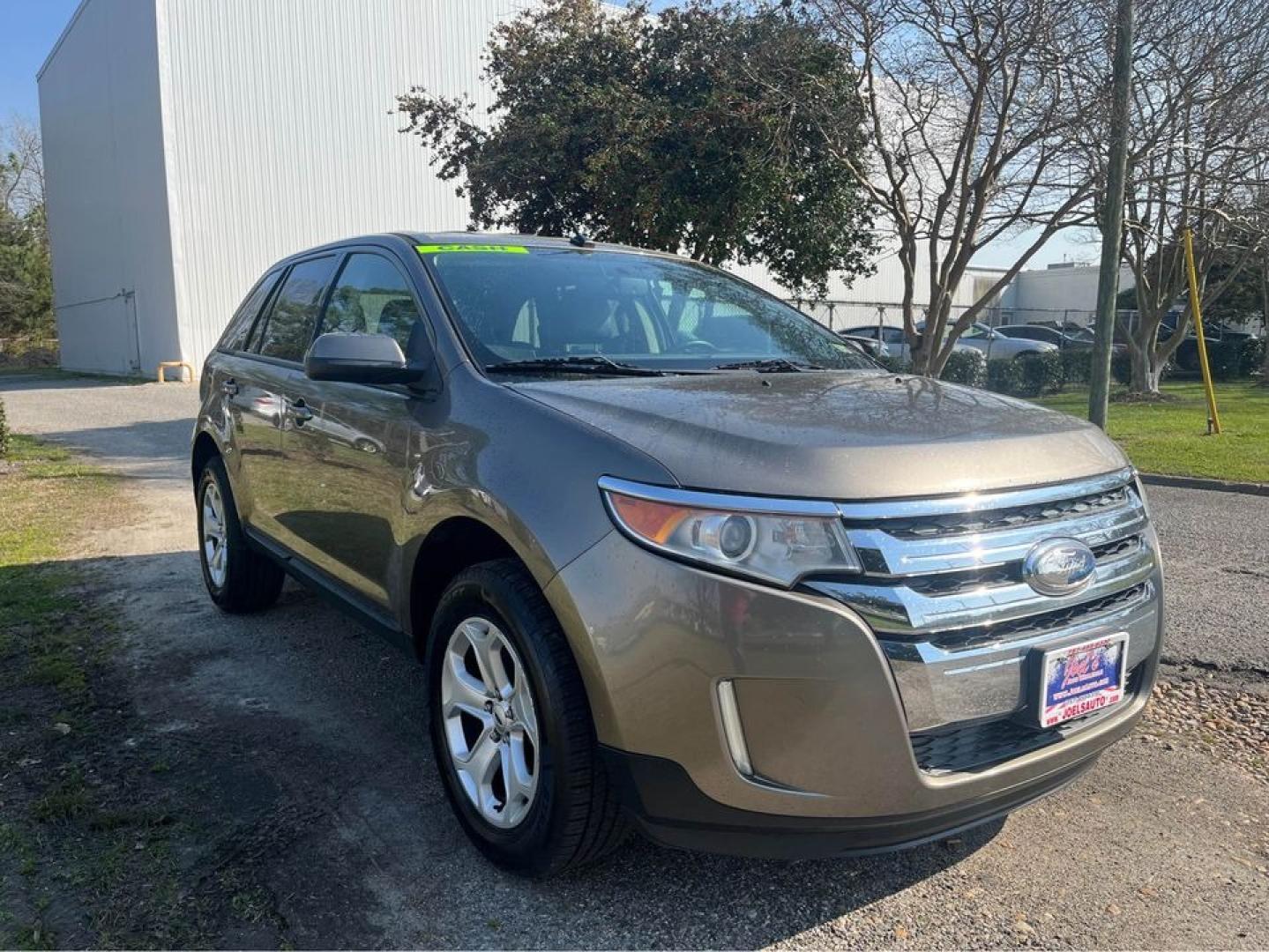 2014 Green /Black Ford Edge SEL (2FMDK3JCXEB) with an V6 engine, Automatic transmission, located at 5700 Curlew Drive, Norfolk, VA, 23502, (757) 455-6330, 36.841885, -76.209412 - Photo#1